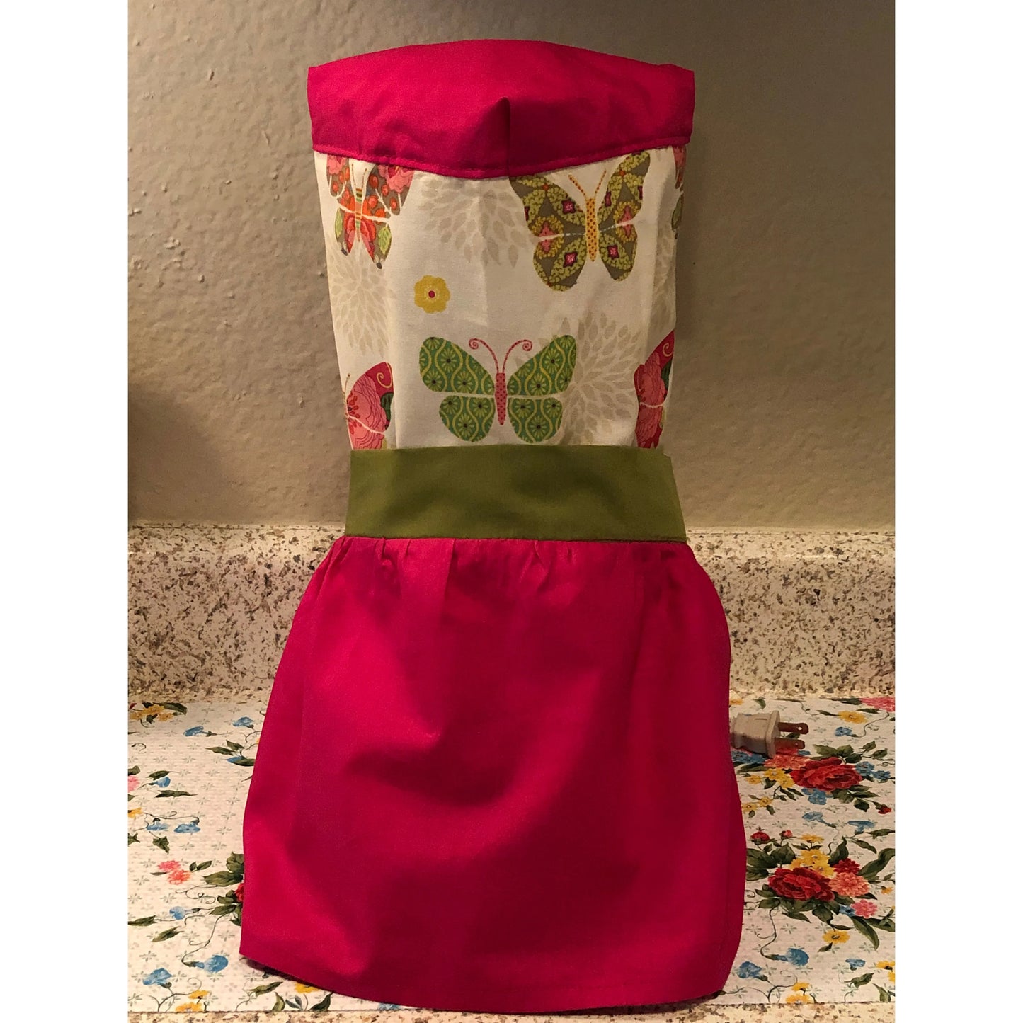 Dust Cover for Oster. Design: Butterfly/Flowers